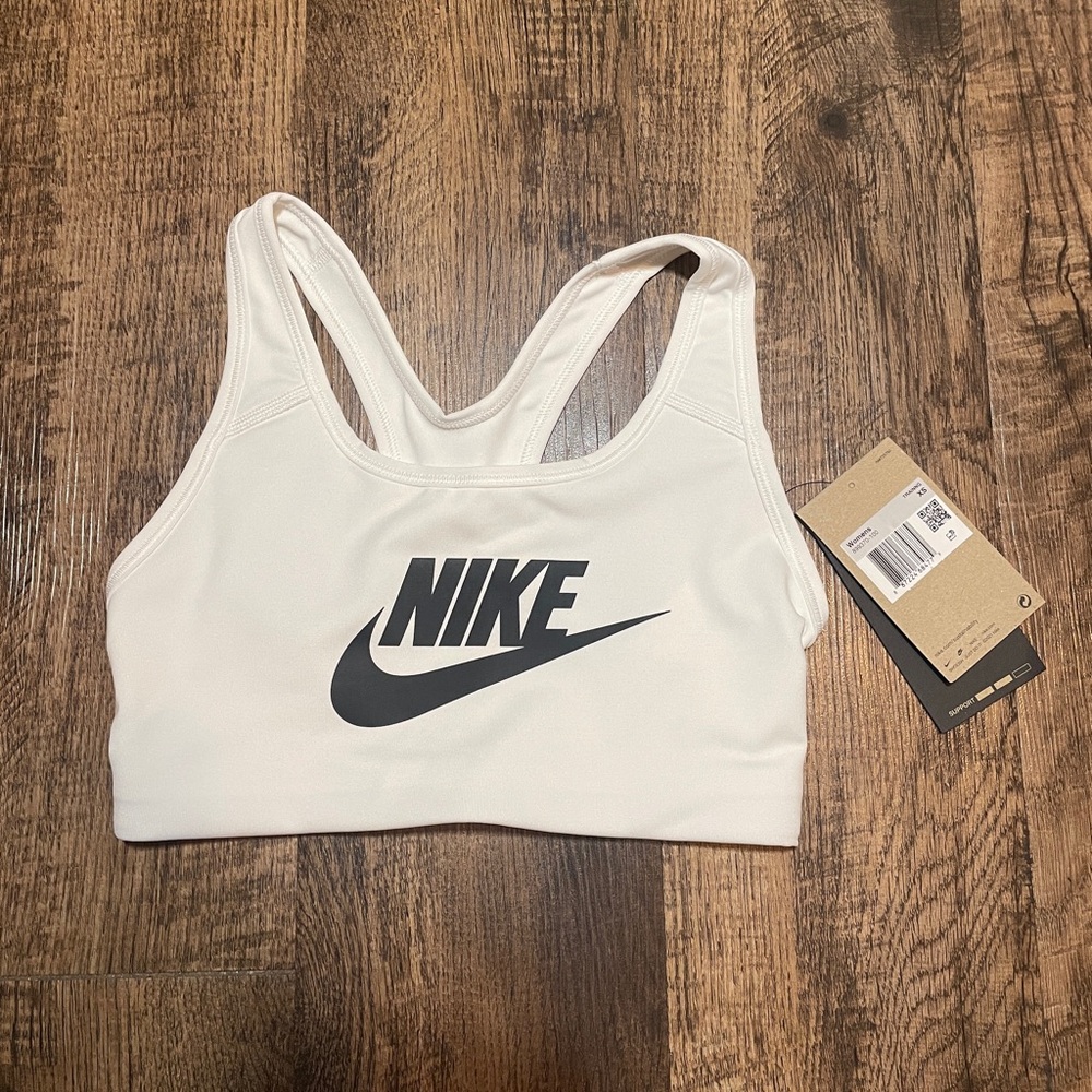 Nike Women’s Sports Bra